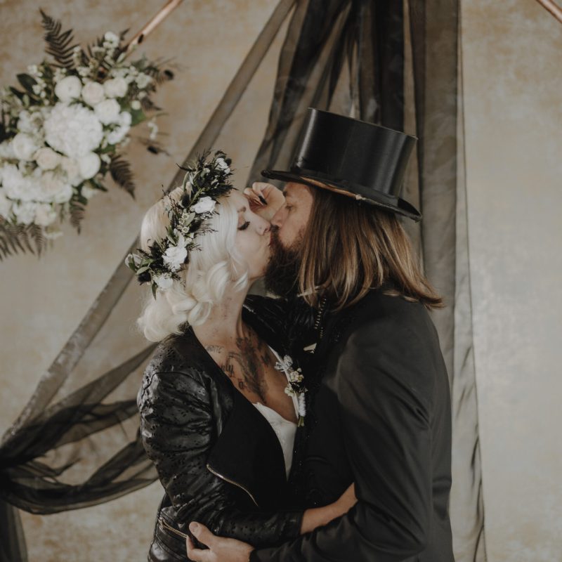 Brautpaar. braut, bräutigam, weddingpalner in stuttgart und umgebung. Kupfer, schwarz weiss