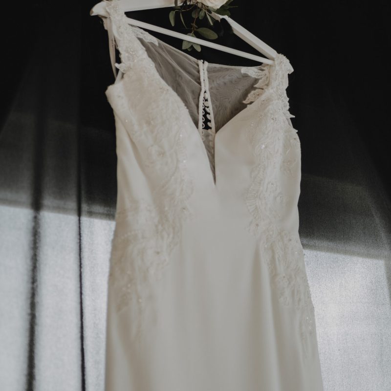 Hochzeitsplaner sabrina in stuttgart und Umgeung,Brautkleid,Hochzeit,weiss schwarz kupfer