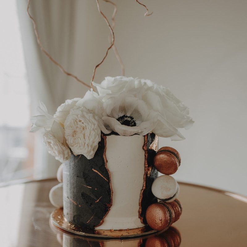 Hochzeitstorte, Brautpaar. Hochzeit. Hochzeitsplaner sabrina, hochzeit planen . schwarz kupfer, weiss